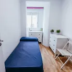 Queen Apt, 2min To Beach, Terrace, 3bd, 6pax