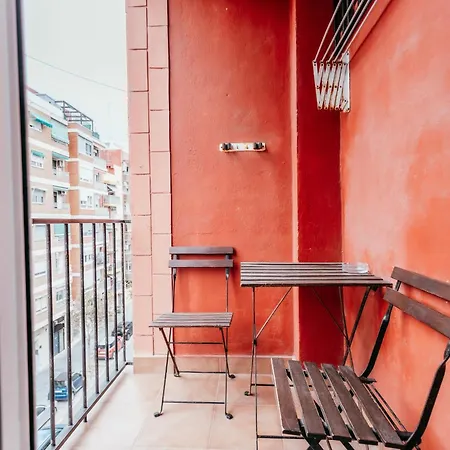 Queen Apt, 2min To Beach, Terrace, 3bd, 6pax Apartamento Valencia