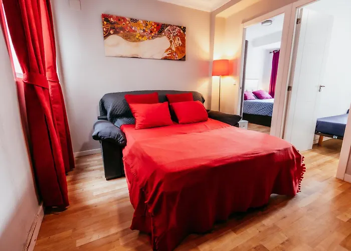 Apartamento Queen Apt, 2min To Beach, Terrace, 3bd, 6pax *
